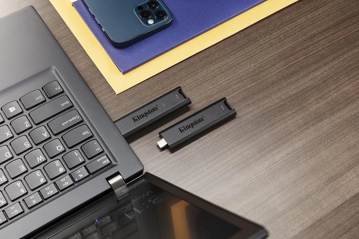 Kingston DataTraveler Max Type-A 256GB High Performance USB Type-C, Read Speed up to 1000 mbps and Write Speed up to 9000 mbps, DTMAXA/256GB, 5 Year Warranty image 6