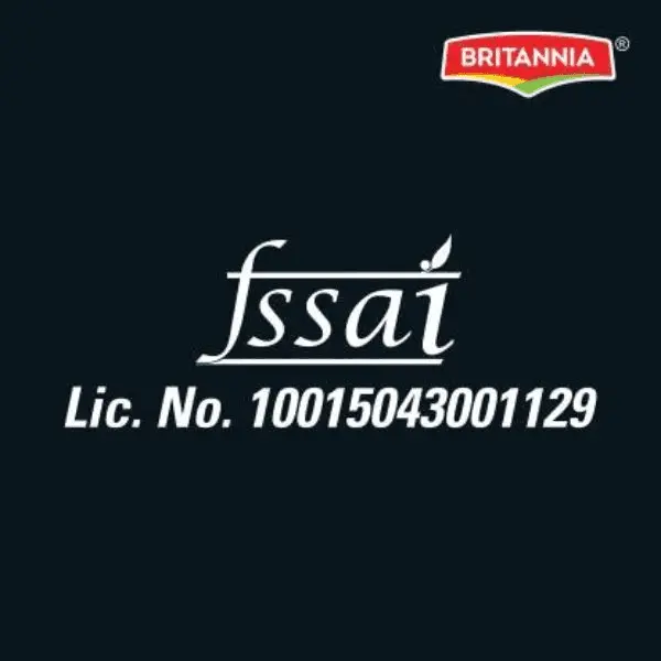  britannia treat rich creme strawberry flavoured wafers 50 gm (buy 1 get 1 free) image 7