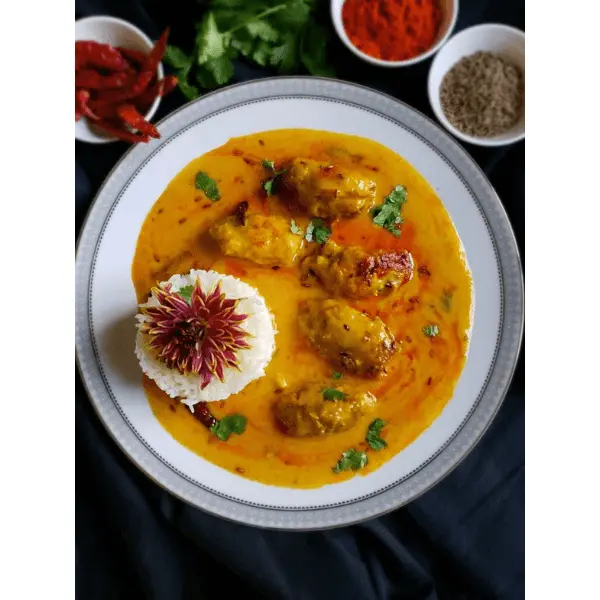 Haldiram's Punjabi Ready To Eat Punjabi Kadhi Pakoda 300g image 2