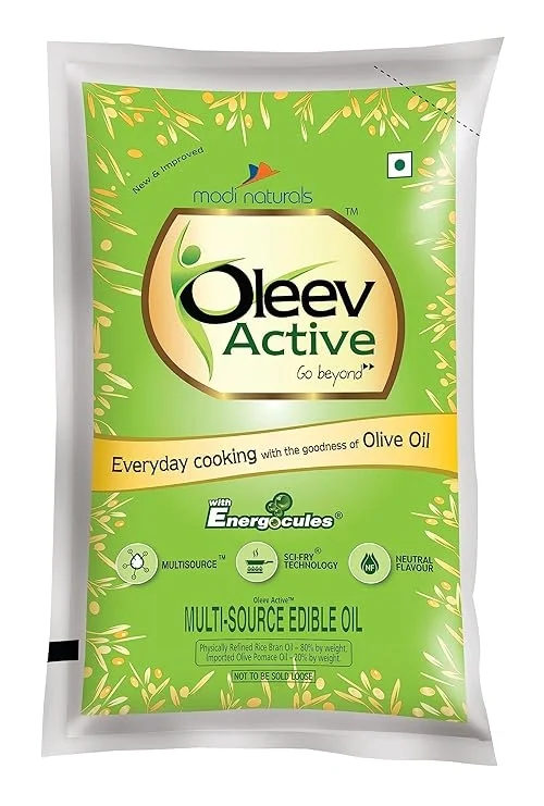 Oleev Active with Goodness of Olive Oil, 1L Pouch