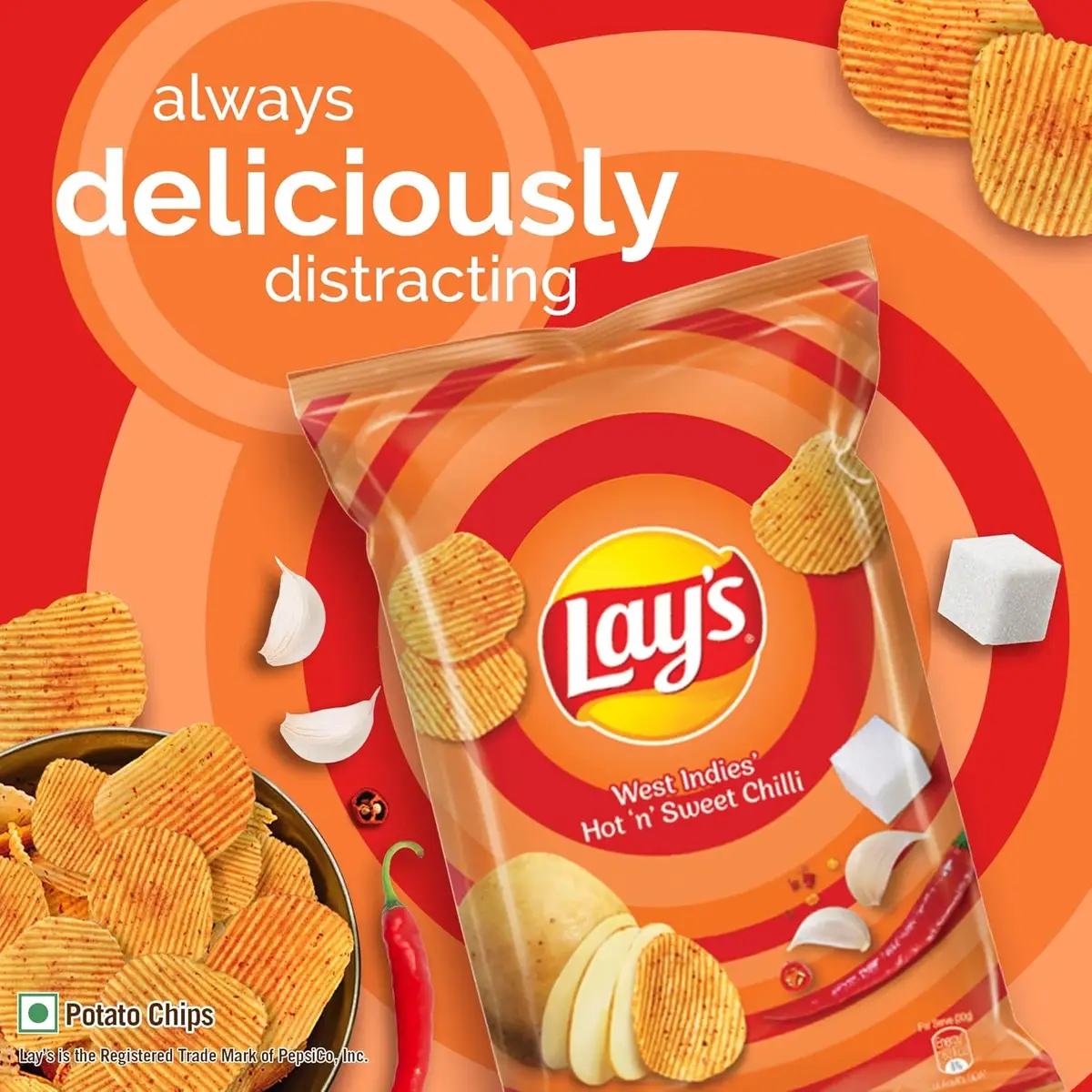 Lay's Potato Chips – Hot 'n' Sweet Chilli Pouch, 30.5 g / 27.5 g / 26.5 g (Weight May Vary) image 4
